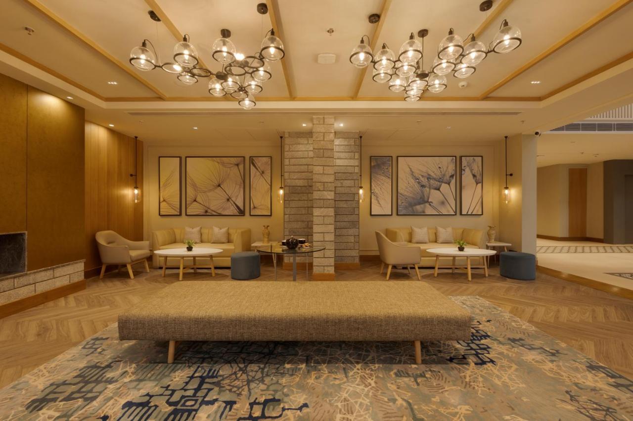 Sarovar Portico Srinagar Kültér fotó