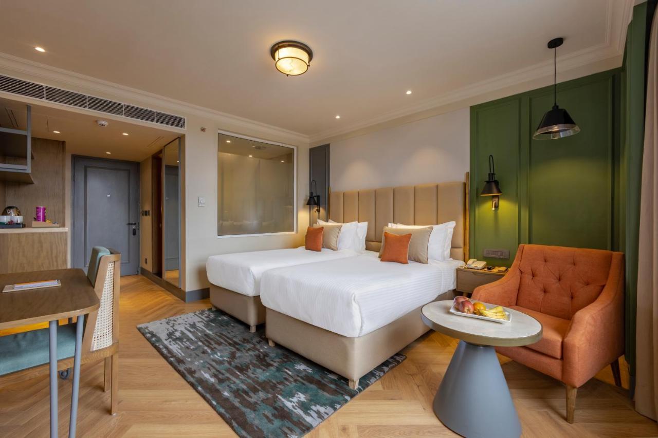 Sarovar Portico Srinagar Kültér fotó